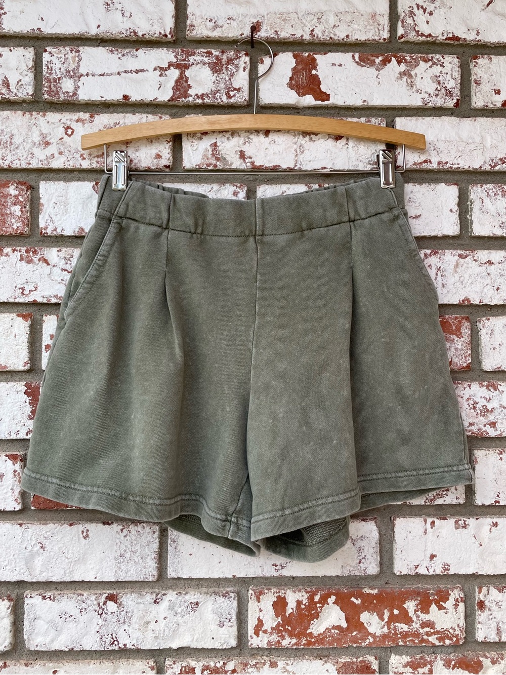 ♦️5/$15♦️Aerie | Olive Green Baggy Loose Shorts